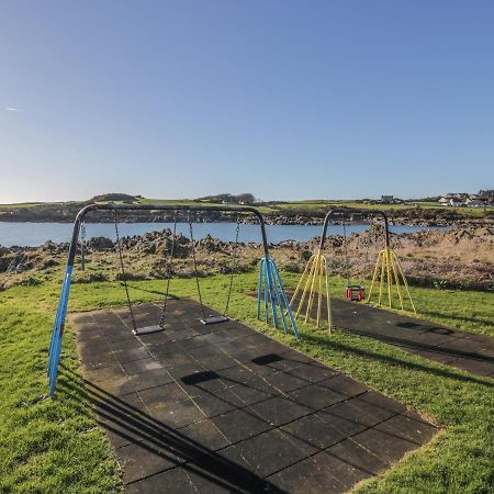 Apartamento The Clamshell Isle of Whithorn Exterior foto
